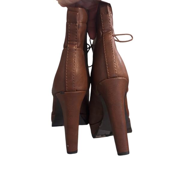 JustFab Brown Lace-Up Heeled Boots Lug Sole Platform Combat Style Size 7 - Picture 4 of 5